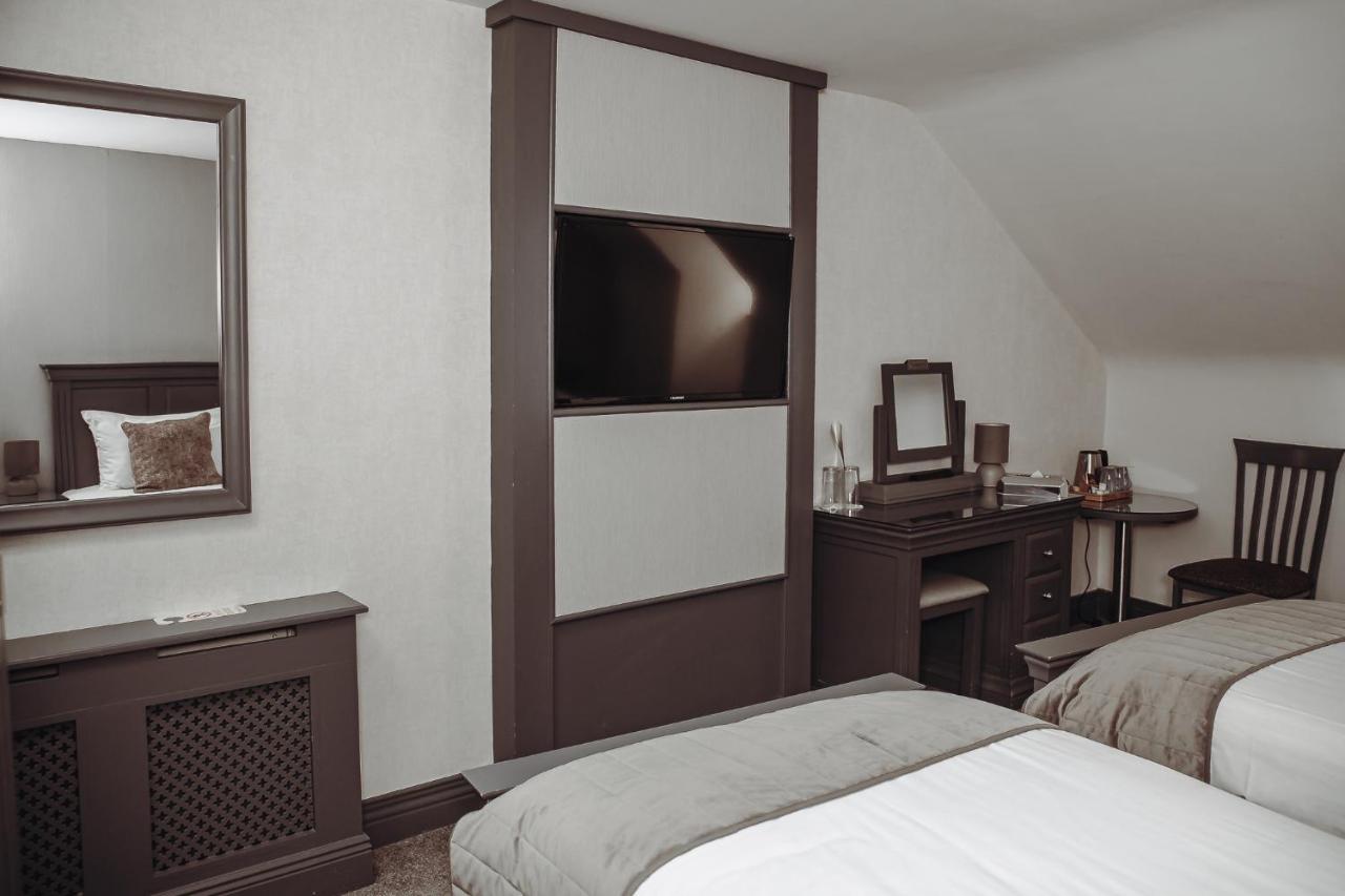 Guest house Muskerry Arms Bar And B&B