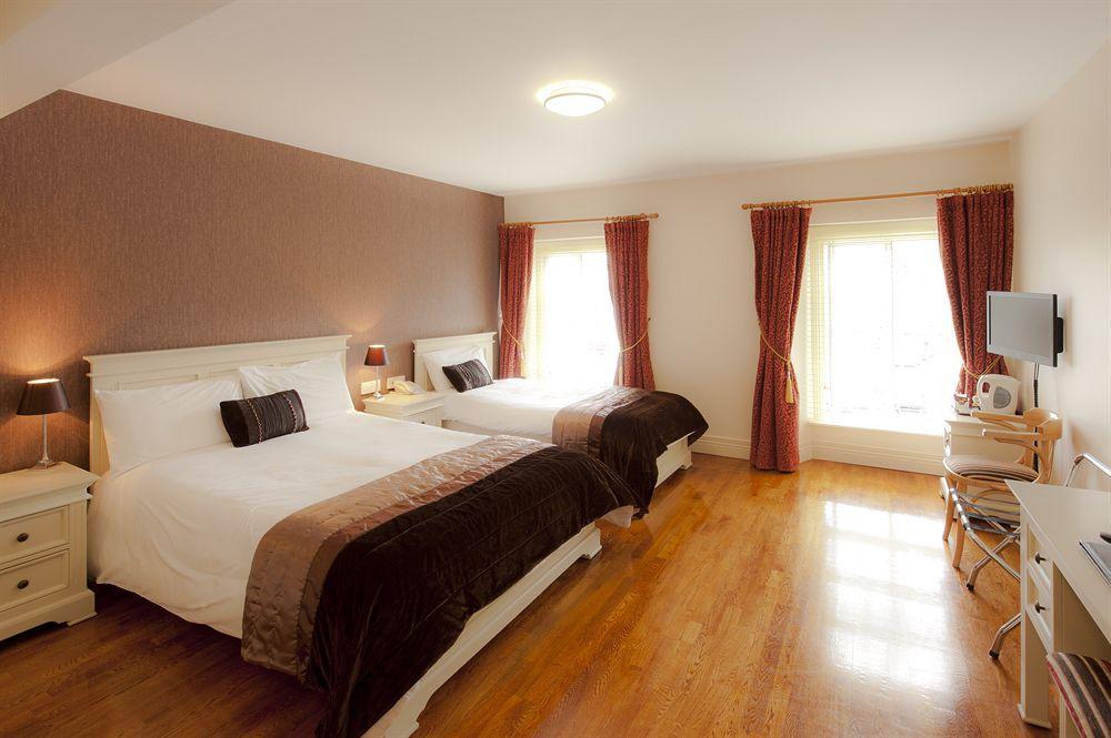 Muskerry Arms Bar And B&B Blarney