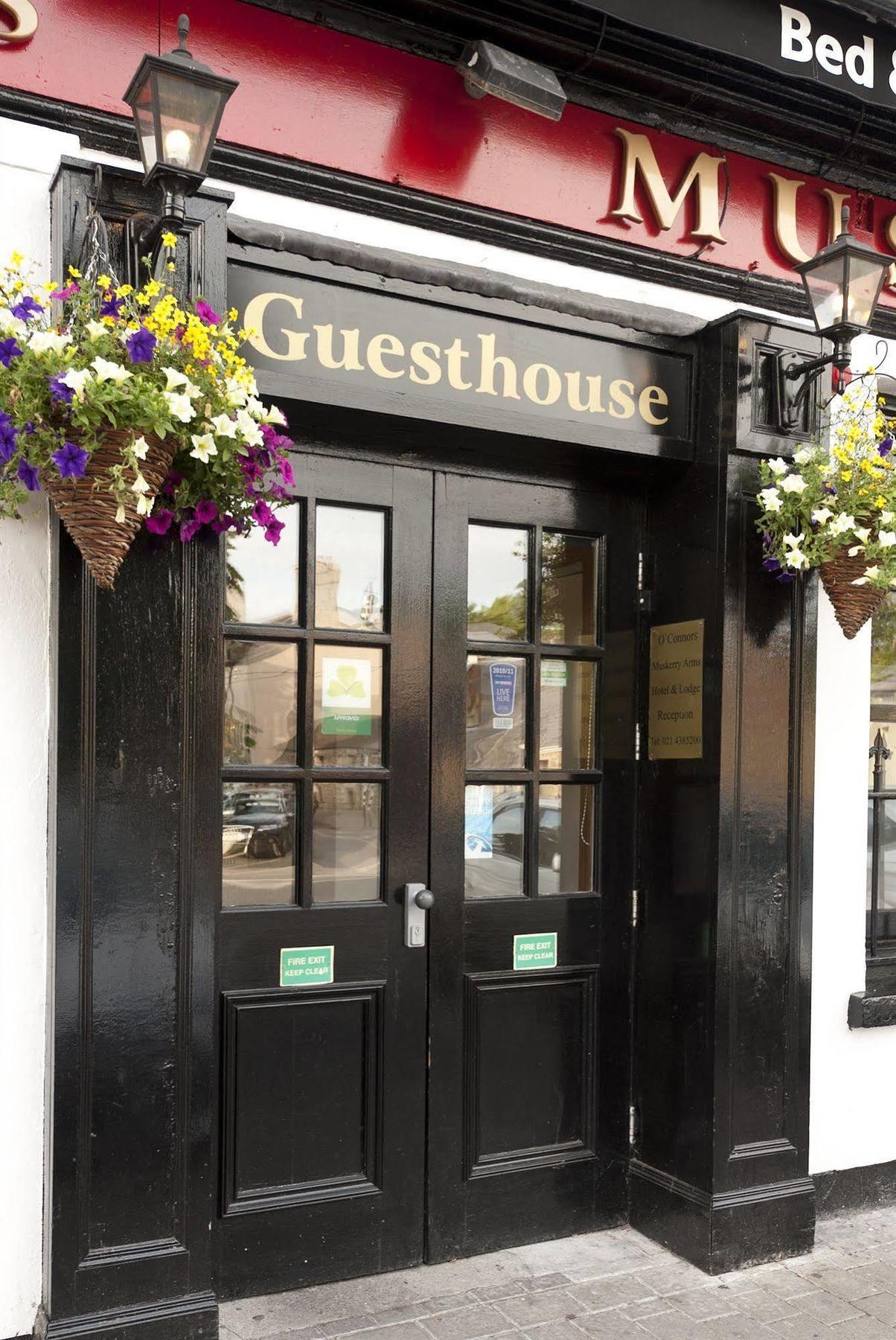 Guest house Muskerry Arms Bar And B&B Blarney
