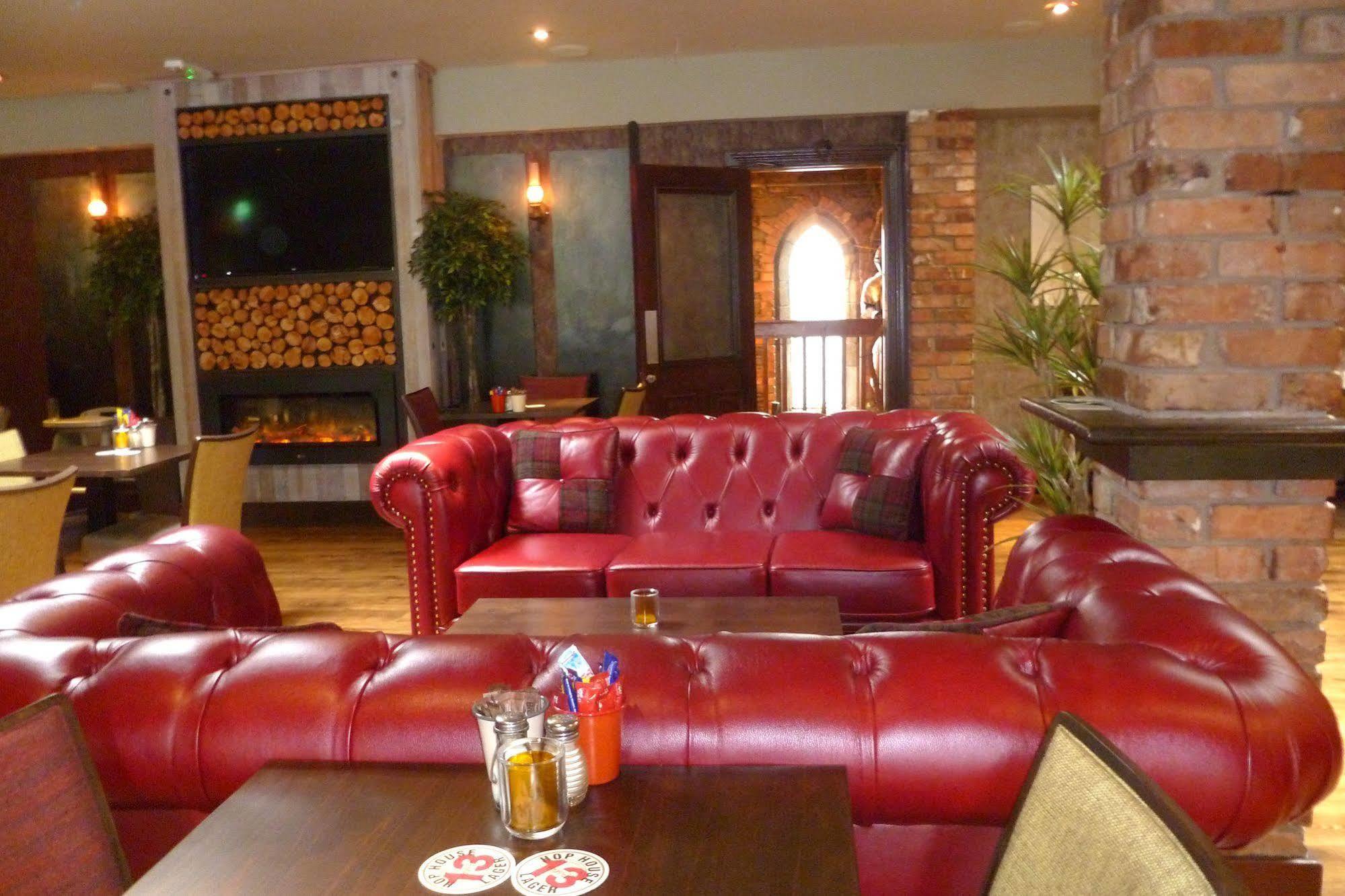 Guest house Muskerry Arms Bar And B&B Blarney